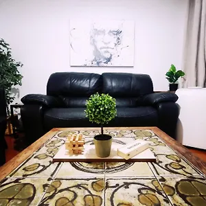 Apartment Plush 2 Bedroom Unit 5min Downtown Off Wellington