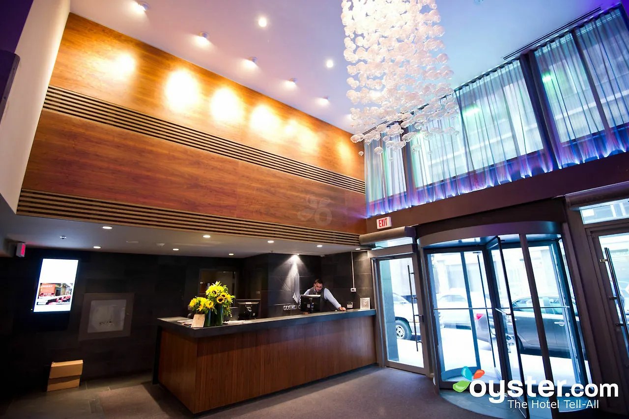 Executive Hotel Cosmopolitan Toronto 4*,