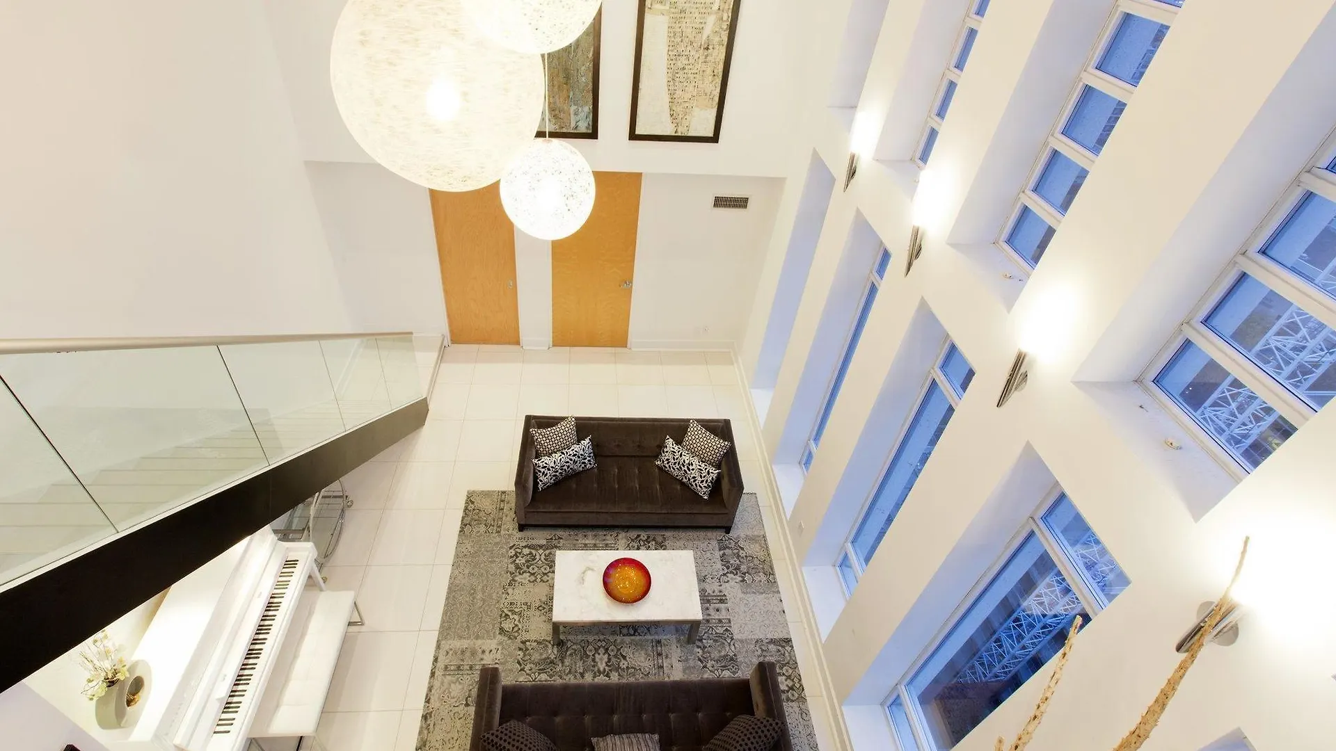 Executive Hotel Cosmopolitan טורונטו